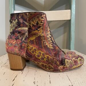 Hudson London Apisi Velvet Ankle Booties 40 Size 9 Portugal Dark Romantic Boho